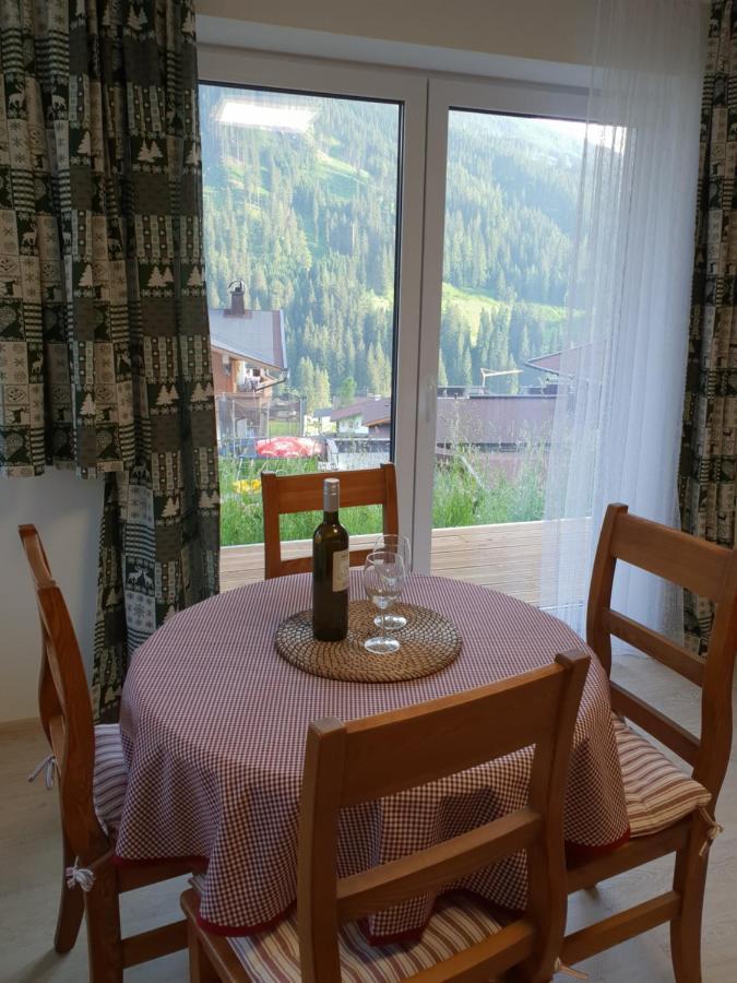 Amalia Haus Apartment ทักซ์ ภายนอก รูปภาพ